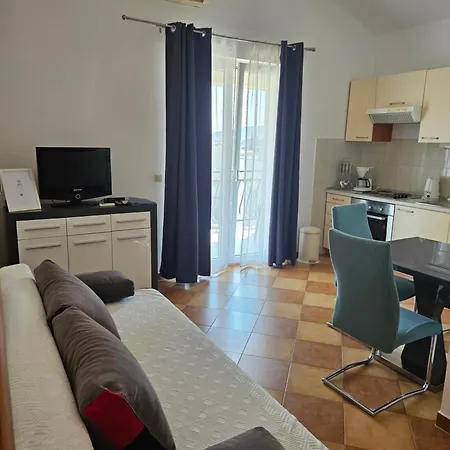 Mary Apartment