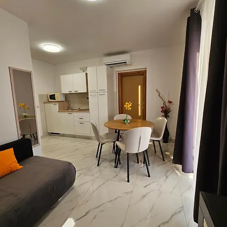 Mary Apartamento *