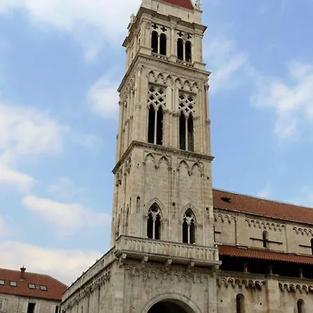 Apartment Mary Trogir