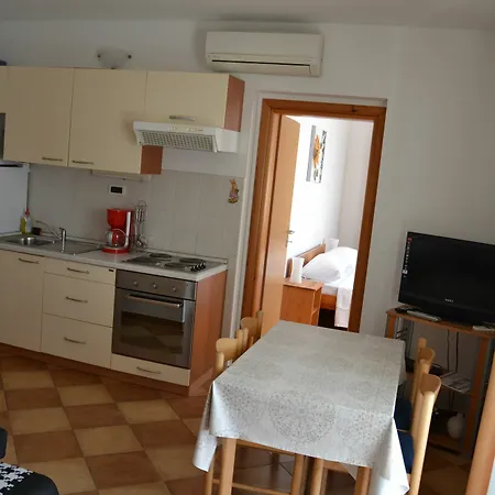 Mary Apartment