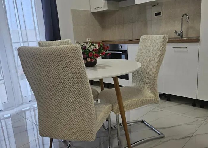 Mary Apartman Trogir